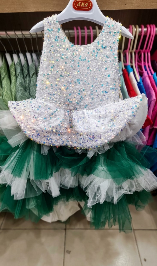 Sparkle & Emerald Dream: Luxury Sequin & Tiered Tulle Ballgown ✨emerald_green✨ 👑